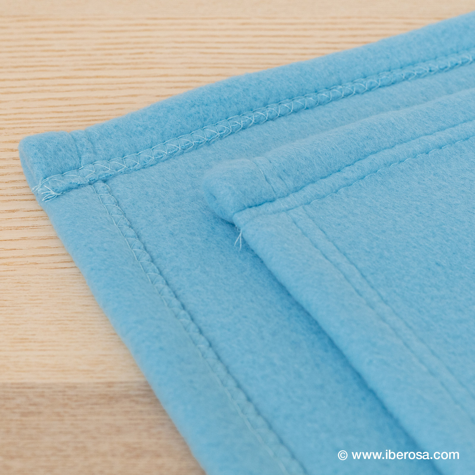 iberosa-textiles-rumbo-manta-polar-azul-acuario-2