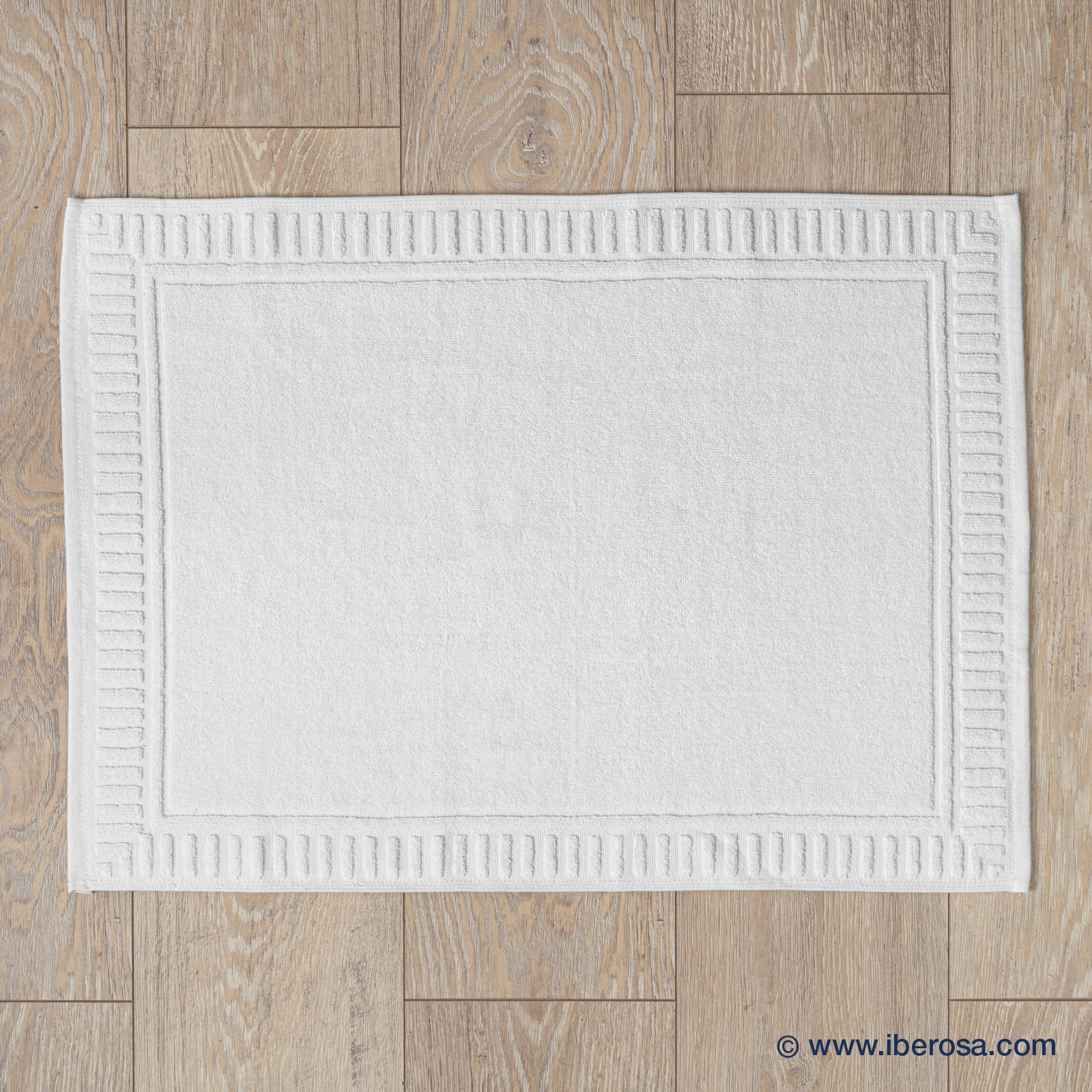 iberosa-textiles-rumbo-alfombra-bano-cenefa-rayas-800-gramos